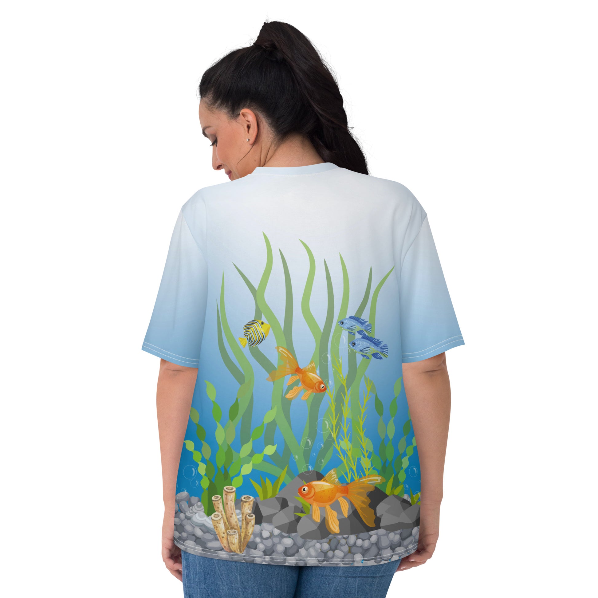 Plus size Woman wearing a tropical fish aquarium scene all over print T-shirt, rear view